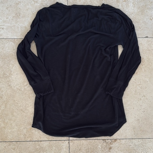 Hi-Line Baseball Cut Top - Picture 4 of 5